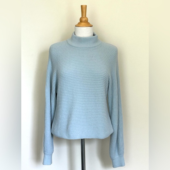 Rachel Zoe Sweaters - Rachel Zoe Blue Mock Neck Sweater with Ribbed Knit - Size Medium might fit Sz L